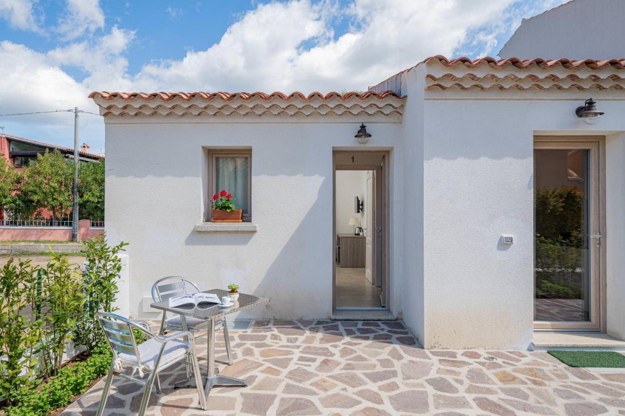 Residenza L'Alzoni Hotel San Teodoro  Luaran gambar