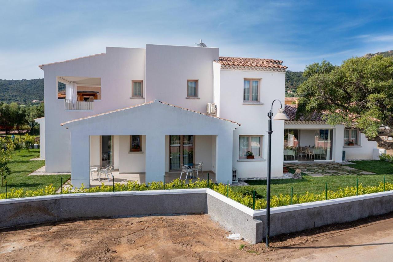 Residenza L'Alzoni Hotel San Teodoro  Luaran gambar