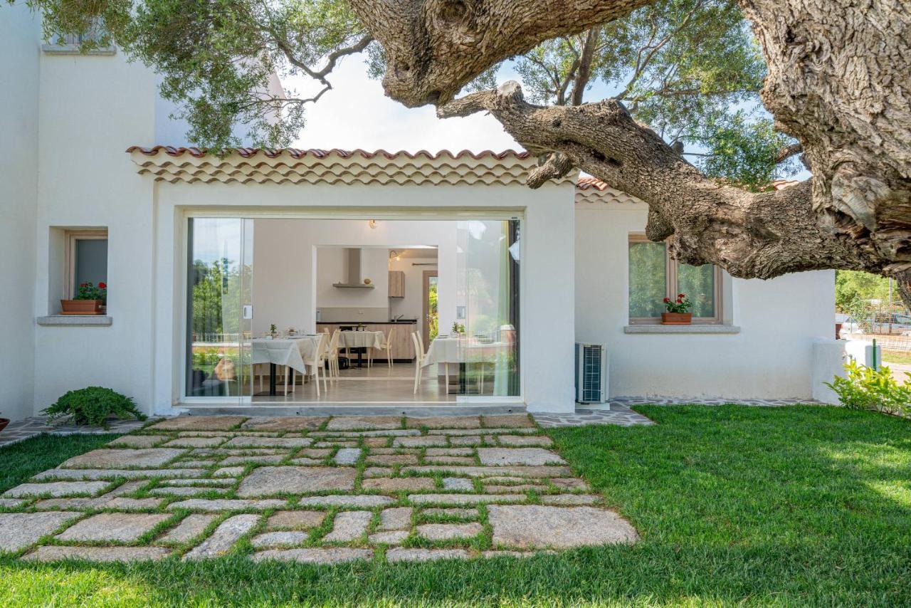 Residenza L'Alzoni Hotel San Teodoro  Luaran gambar