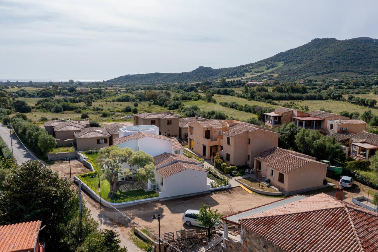 Residenza L'Alzoni Hotel San Teodoro  Luaran gambar