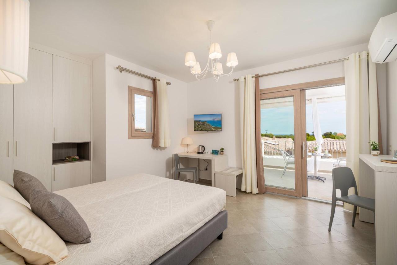 Residenza L'Alzoni Hotel San Teodoro  Luaran gambar