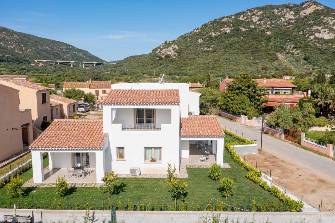 Residenza L'Alzoni Hotel San Teodoro  Luaran gambar